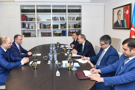 Rusiya Federal Vergi Xidmətinin nümayəndə heyəti Bakıda olub