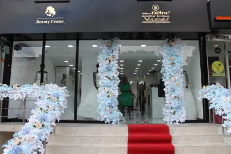 Brend gəlinliklər məkanı "Miss Defne" açıldı - VİDEO