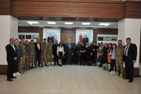BMU-da Aprel döyüşlərinin üçüncü ildönümü qeyd olunub