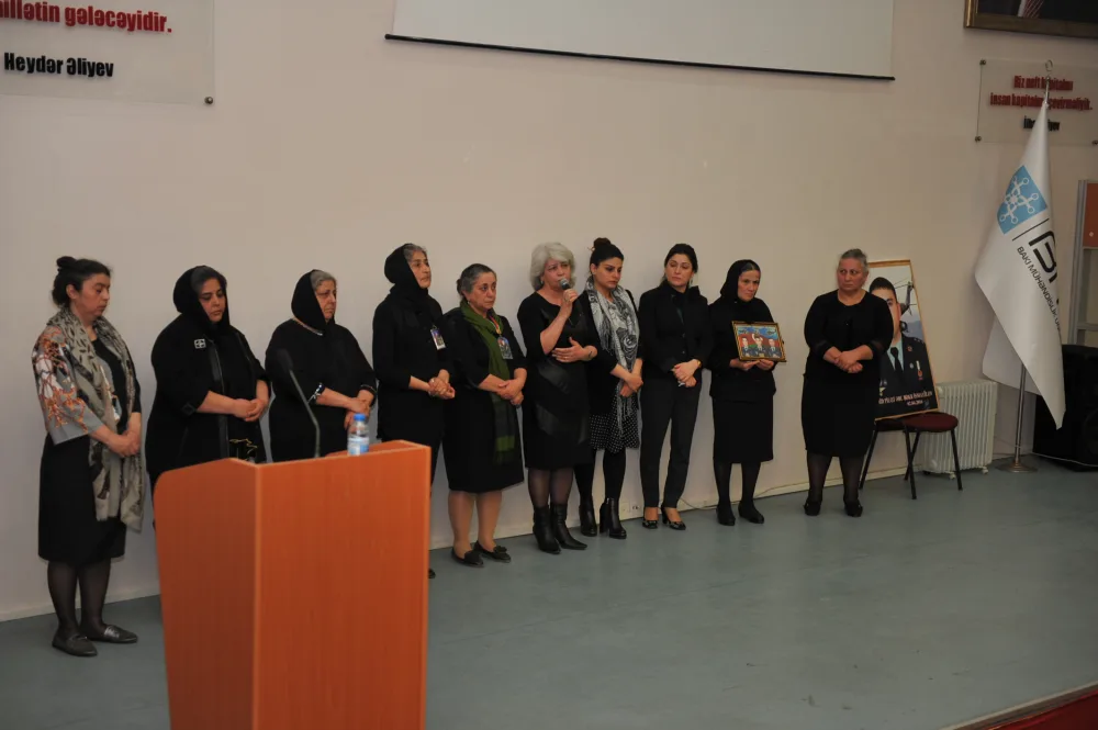 BMU-da Aprel döyüşlərinin üçüncü ildönümü qeyd olunub