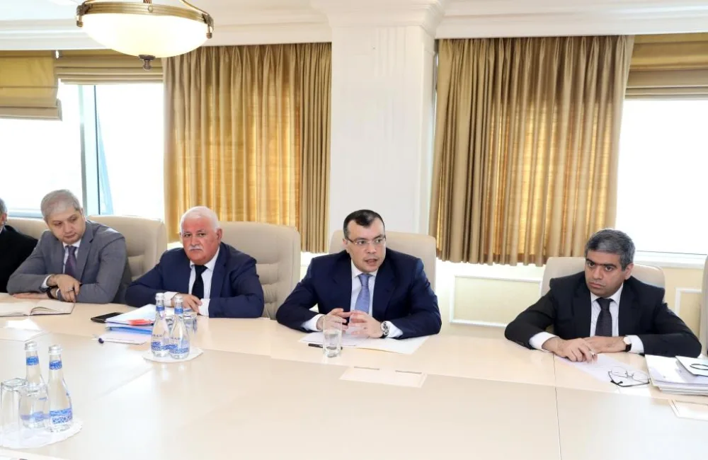 Sahil Babayev İctimai Şuranın üzvləri ilə görüşüb