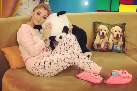 Zümrüd özünə “Dalğa”da təzə “ev” aldı - FOTO - VİDEO