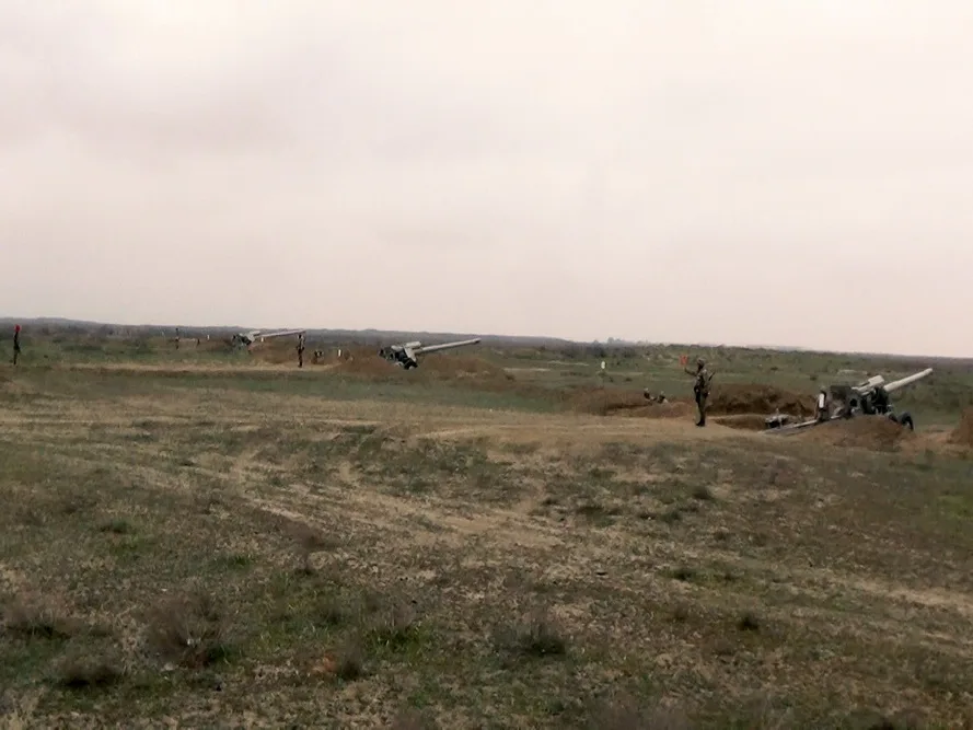 Ordumuz cəbhə bölgəsində döyüş atışlı təlimlər keçirib - FOTO - VİDEO