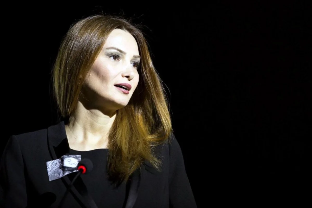 Qənirə Paşayeva intihar edən Elina Hacıyevadan yazdı - Səndən üzr istəyirık Elina!