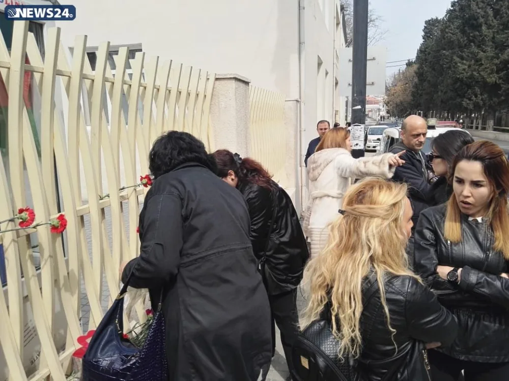 Elina üçün 162 saylı məktəbin həyətində - ANIM AKSİYASI KEÇİRİLİR - FOTO - VİDEO