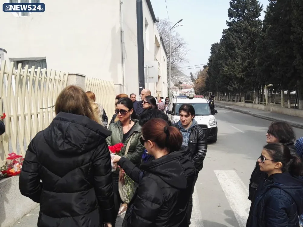 Elina üçün 162 saylı məktəbin həyətində - ANIM AKSİYASI KEÇİRİLİR - FOTO - VİDEO