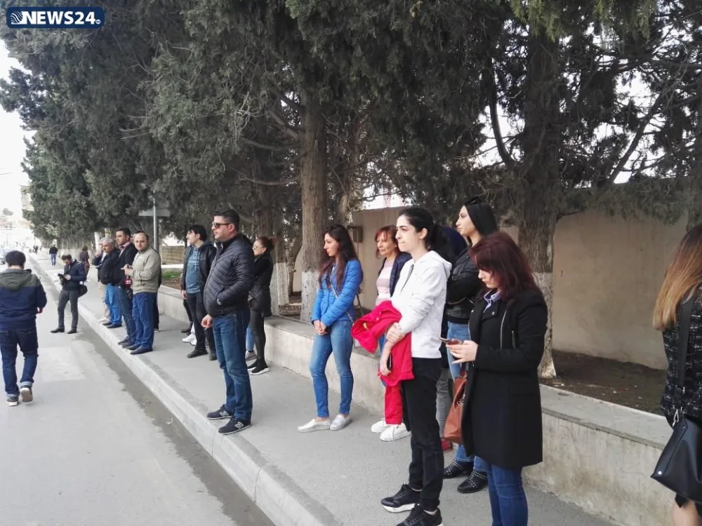 Elina üçün 162 saylı məktəbin həyətində - ANIM AKSİYASI KEÇİRİLİR - FOTO - VİDEO