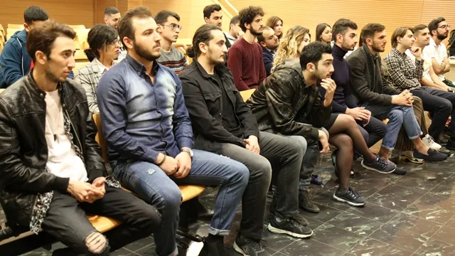 İtaliyada təhsil alan azərbaycanlı tələbələrlə görüş keçirilib - FOTOLAR
