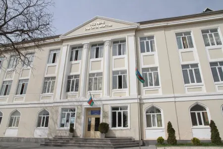 162 saylı məktəbdə daha bir çirkin olay - "UŞAĞINA POZĞUN ADI QOYARAM"