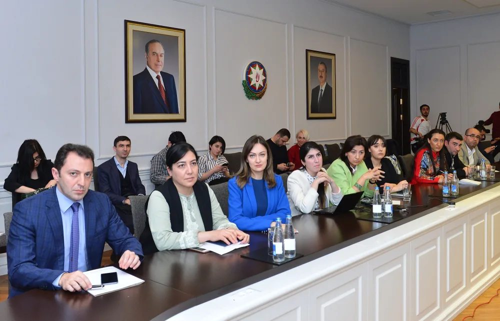 "Məktəb rəhbərliyi hadisədən dərhal sonra zəruri tədbir görməyib" - Nazir Ceyhun Bayramov AÇIQLADI