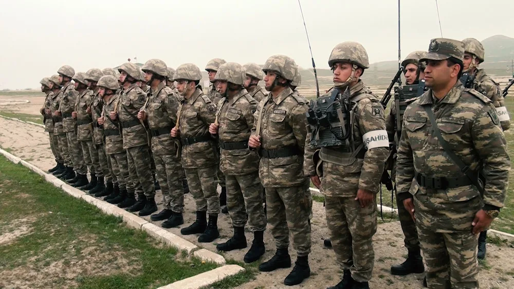 Kursantlar atış çalışmalarını yerinə yetirir - VİDEO