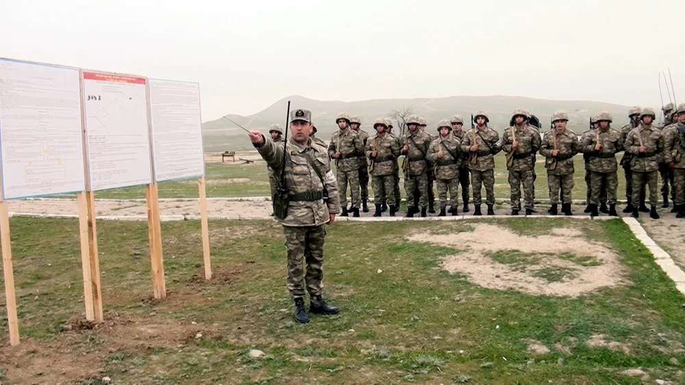 Kursantlar atış çalışmalarını yerinə yetirir - VİDEO