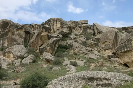Üç mindən artıq xarici qonağın Qobustan qoruğunda görüşü gözlənilir