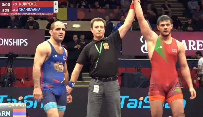 Daha bir güləşçisimiz Avropa çempionatında erməni rəqibini məğlub edib
