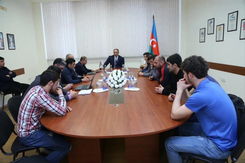 İlham Zəkiyev cüdoçularla görüşüb - FOTO