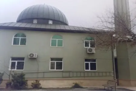 Bakıda axundun otağından külli miqdarda pul oğurlanıb - FOTO