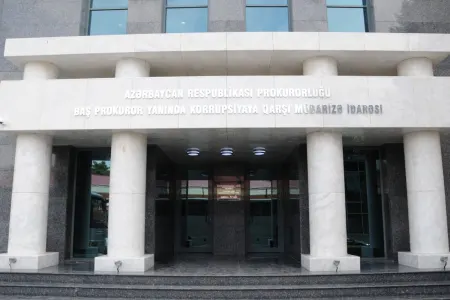 Qəbul imtahanda abituriyentlərin əvəzinə iştirak edənlər saxlanıldı - CİNAYƏT İŞİ BAŞLANILDI