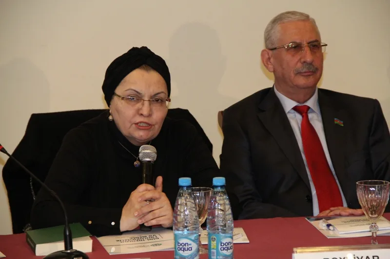 Dinin siyasiləşdirilmiş formada yayılması təhlükələri müzakirə edilib