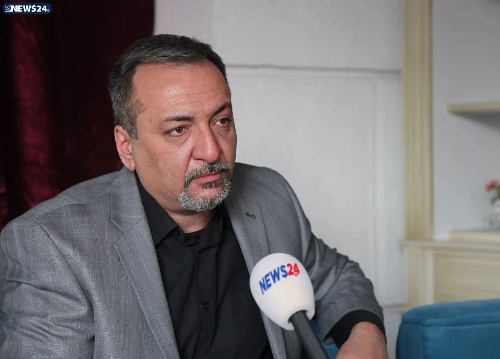 Cavanşir Hadıyev: "Yataq səhnəsinə çəkilmək kişi aktyor üçün asandır, nəinki..." - FOTO - VİDEO