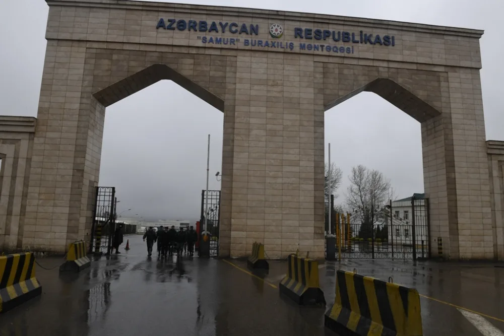 DSX rəisi Rusiya ilə dövlət sərhədin­də xidməti-döyüş fəaliyyətini yoxlayıb - FOTO