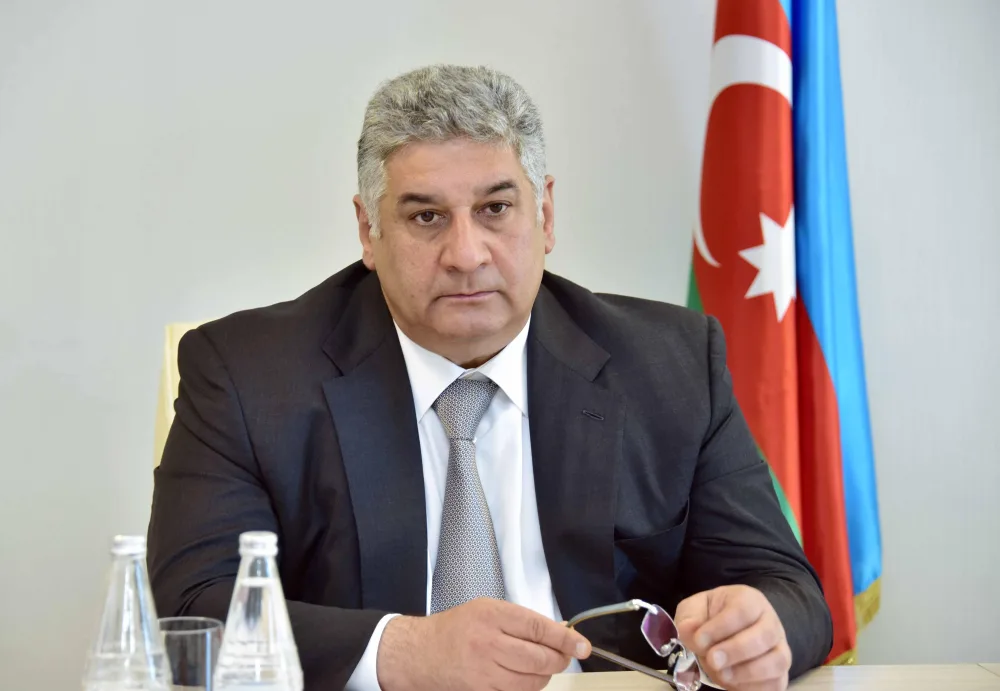Nazir Biləsuvarda vətənaşlarla görüşüb