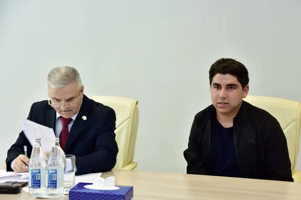 Nazir Biləsuvarda vətənaşlarla görüşüb