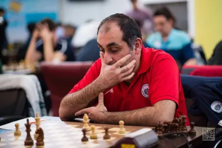 Şahmatçımız İspaniyada beynəlxalq turnirdə liderlər qrupuna yüksəlib