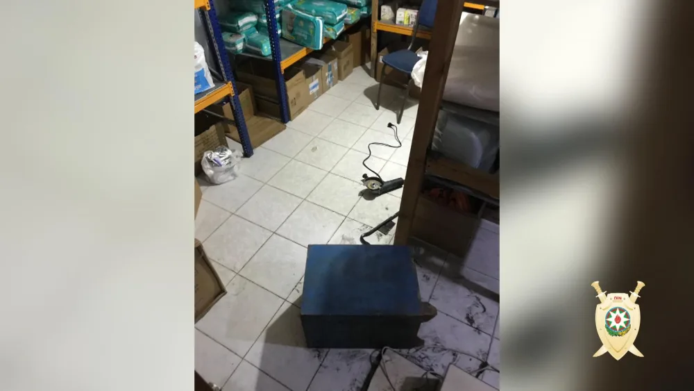 Aptekdən külli miqdarda pul oğurlayan şəxslər - SAXLANILDI - FOTO - VİDEO