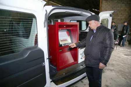 Şəkidə və Gədəbəydə Azot gübrəsinin səyyar satışı həyata keçirilib