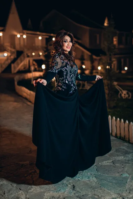 Nazpəri Dostəliyeva gündəmi belə dəyişir - FOTO