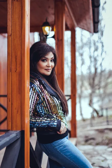 Nazpəri Dostəliyeva gündəmi belə dəyişir - FOTO