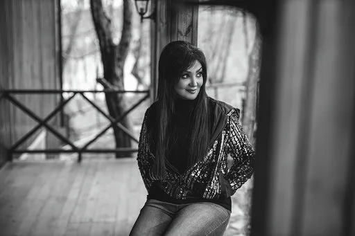 Nazpəri Dostəliyeva gündəmi belə dəyişir - FOTO