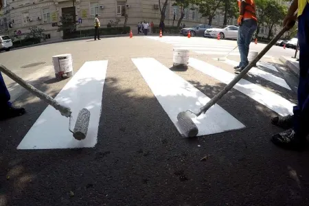 Bakıda bir neçə yolda xətlənmə işləri aparılacaq