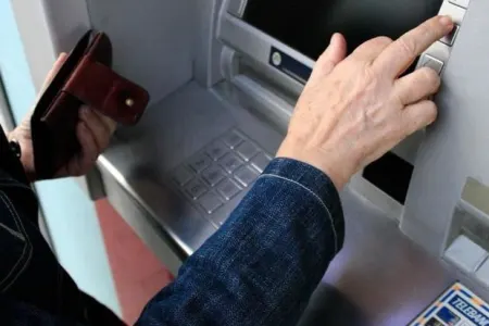Bu şəxslərin pensiyası artırılacaq - QANUNDA DƏYİŞİKLİK
