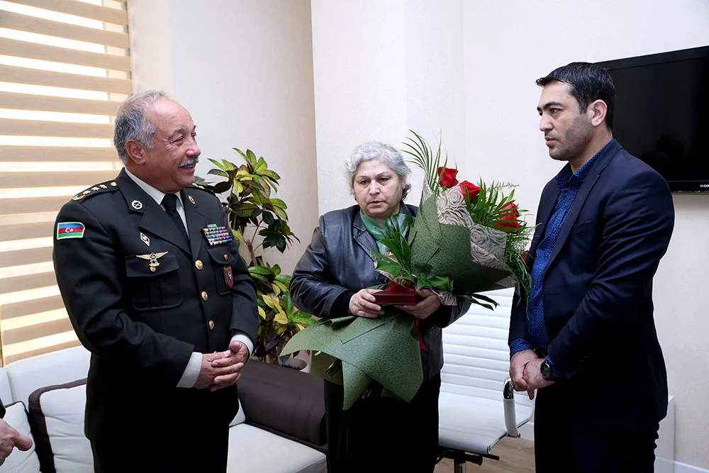 İgid döyüşçümüzə medal təqdim edildi - FOTO