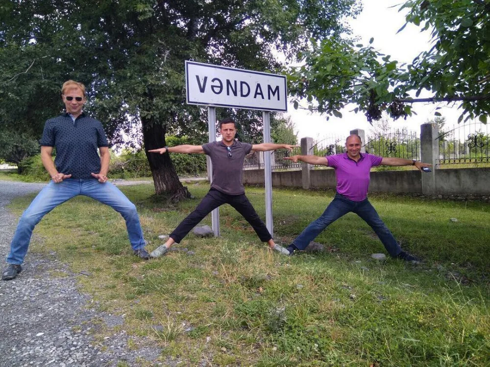 Ukrayna prezidenti Zelenski Azərbaycanda olarkən - FOTOLAR