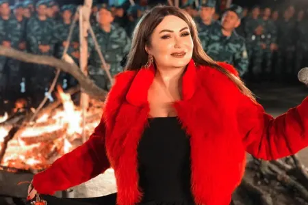 Könül Kərimova Məhəbbət Kazımova görə göz yaşı axıtdı - VİDEO