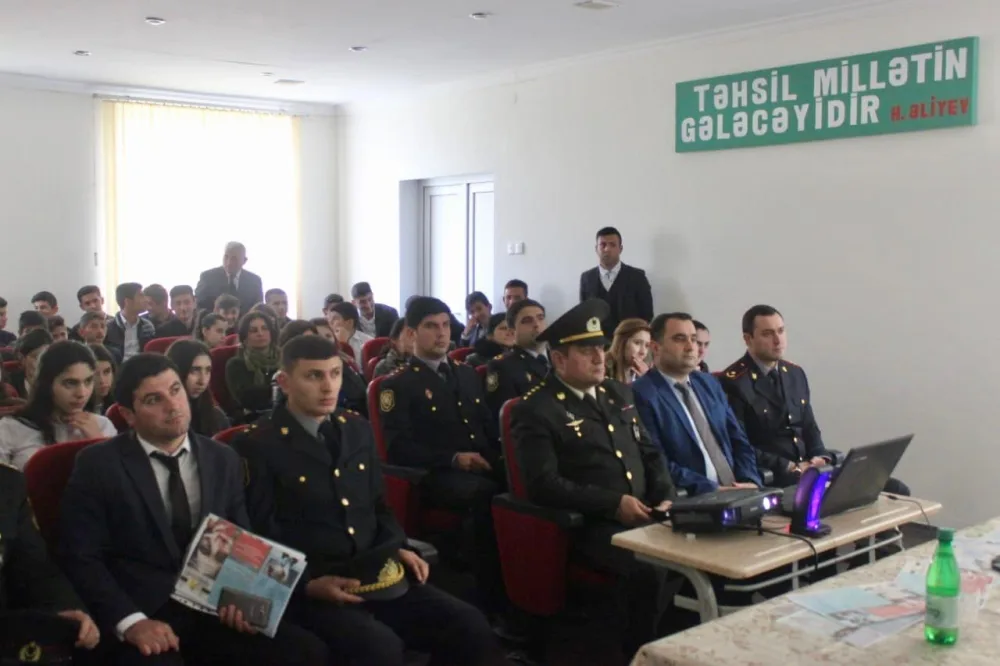 Zərdabda narkomaniyaya və erkən nikaha qarşı maarifləndirici tədbir keçirilib - FOTO
