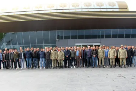 Türkiyə Silahlı Qüvvələrinin şəxsi heyəti Bakını gəzib - FOTO - VİDEO