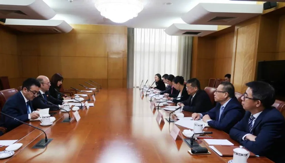 Energetika naziri Çin Enerji Administrasiyasının rəhbəri ilə görüşüb