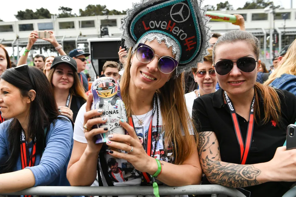 Əcnəbilərin Bakıda "Formula1" çılğınlığı - FOTO