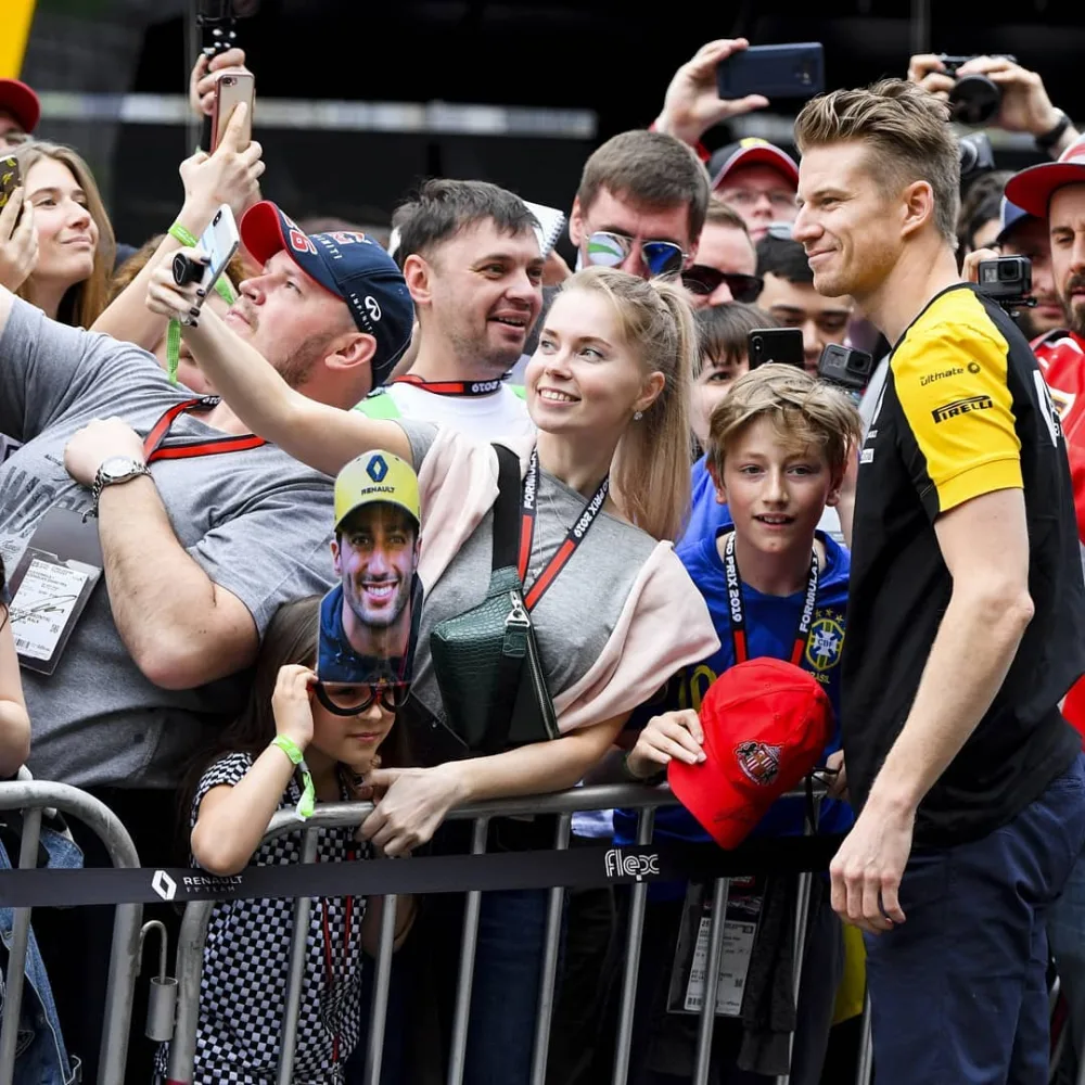 Əcnəbilərin Bakıda "Formula1" çılğınlığı - FOTO