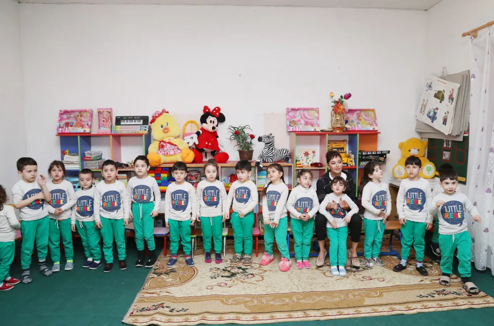 Mehriban Əliyeva təhsil müəssisələrində oldu - FOTOLAR