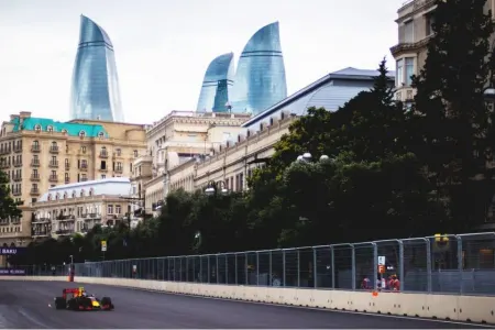 "Formula-1" Azərbaycan Qran-Prisi - START GÖTÜRÜR