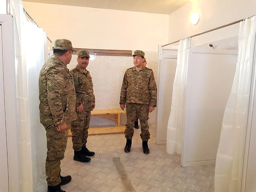 Zakir Həsənov cəbhəboyu zonada tikilməkdə olan hərbi hissədə olub - FOTO