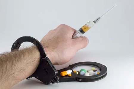 Narkomaniyanı təbliğ edən daha bir meyxanaçı - HƏBS EDİLDİ