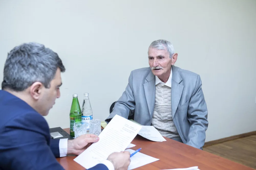 Nazir İnam Kərimov Zaqatalada vətəndaşları qəbul edib