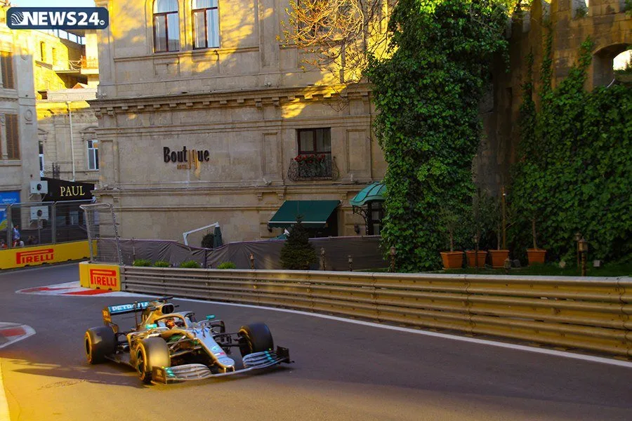 Yüksək sürət, həyəcan, qəza - "FORMULA 1"-İN İLK GÜNÜNDƏN FOTOLAR