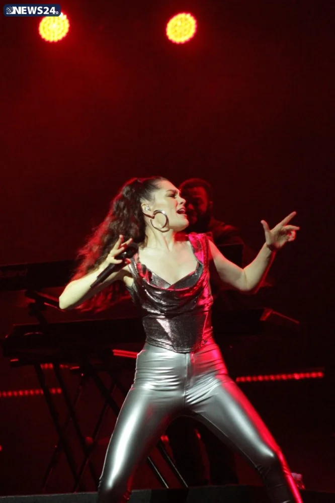 Cessi Ceyin Bakı konsertində - YAŞANANLAR - FOTOLAR
