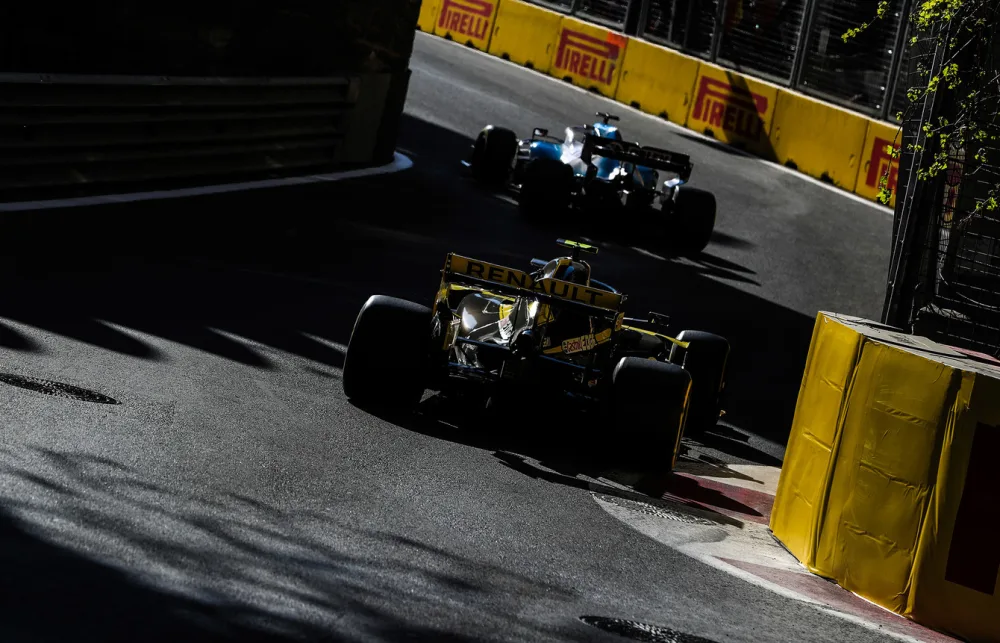 "Formula-1": Kuboku Azərbaycan Prezidenti İlham Əliyev təqdim edib - FOTOLAR